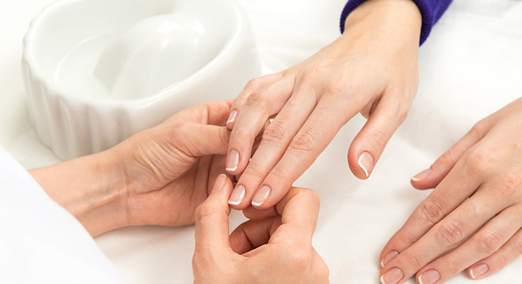 Top 5 Reasons to Visit a Nail Salon